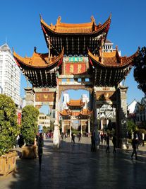 昆明婚姻律师照片